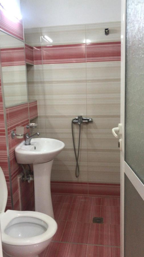 Apartament Roisin Sarandë Eksteriør bilde